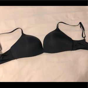 Calvin Klein 32D Wireless Push Up Bra